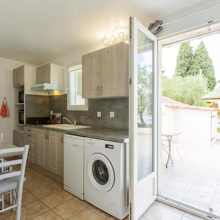 Le 4p - Appt 4p Climatise Avec Piscine